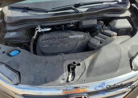 2018 Honda Pilot Lx из США, поврежденный, VIN 5FNYF5H11JB026038